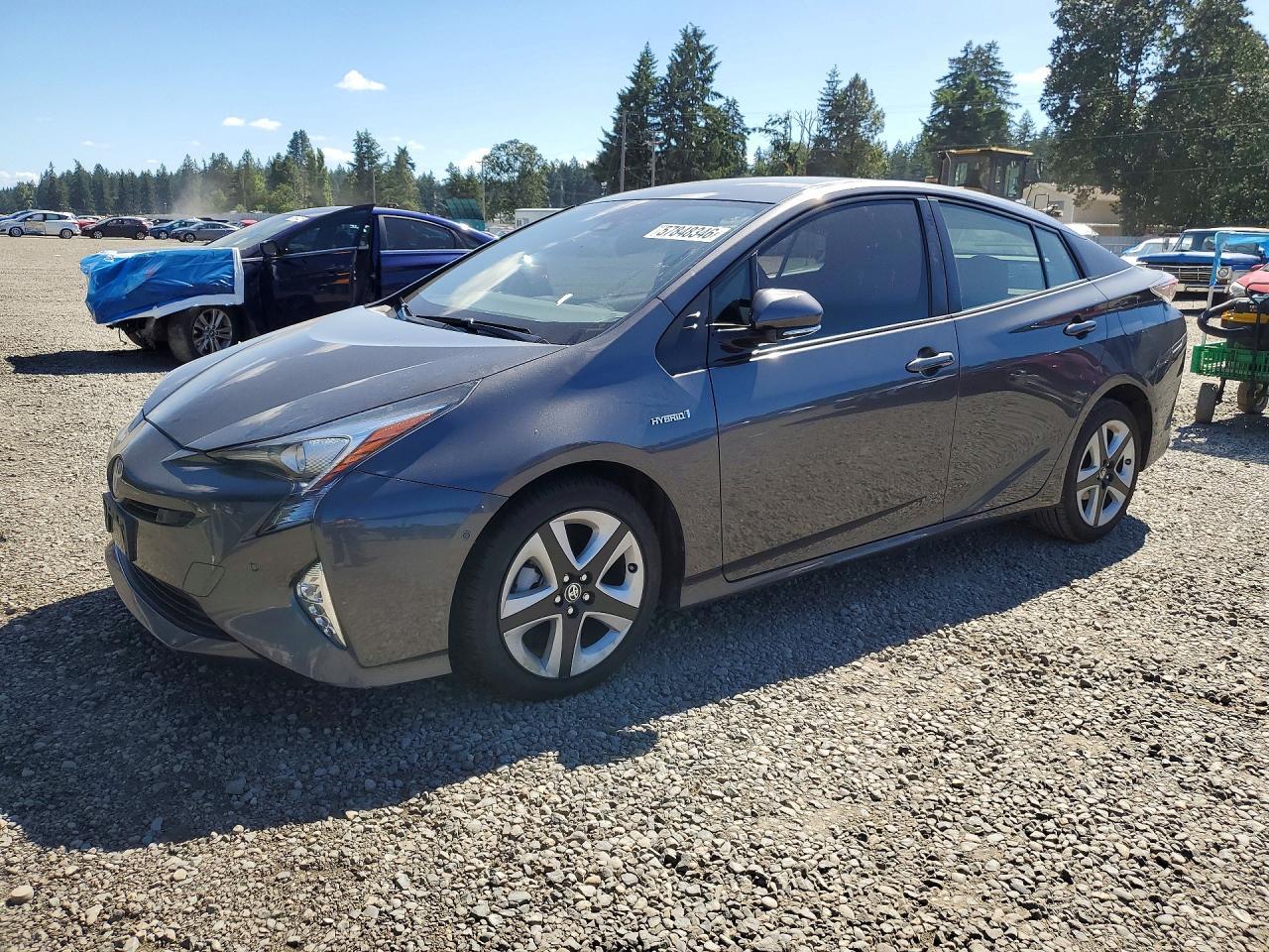 2016 TOYOTA PRIUS