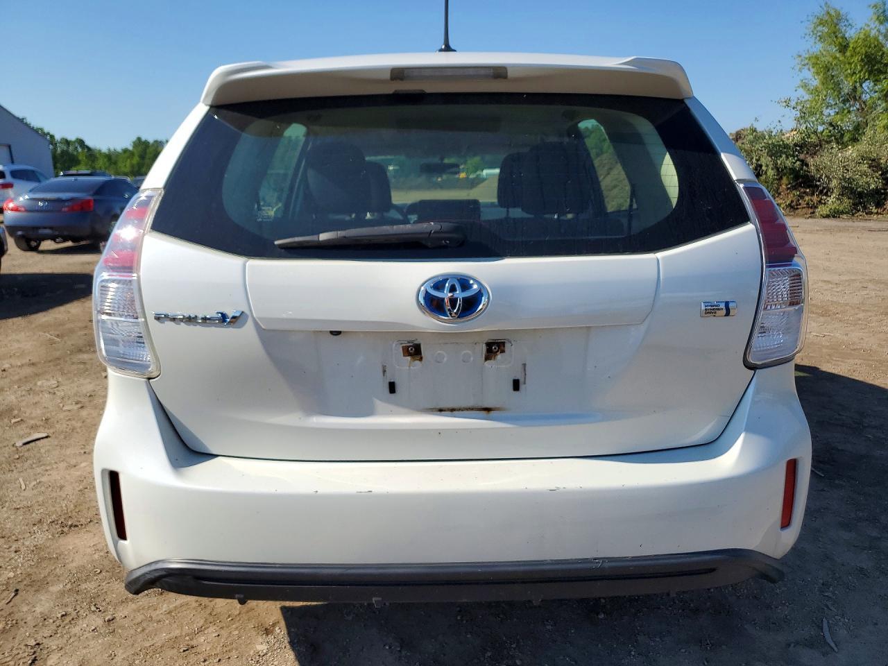2017 TOYOTA PRIUS V