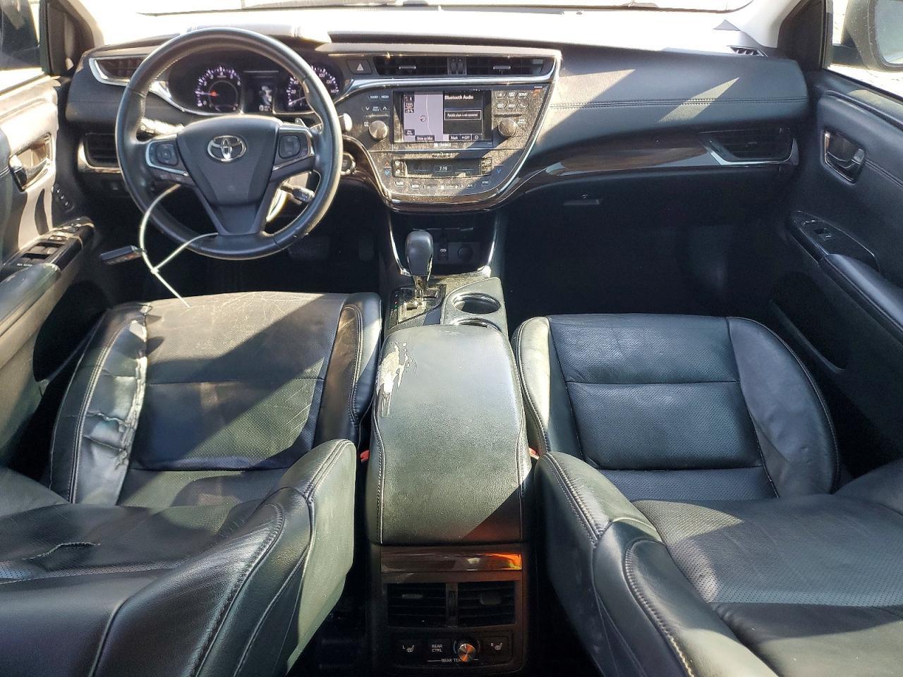 2013 TOYOTA Avalon