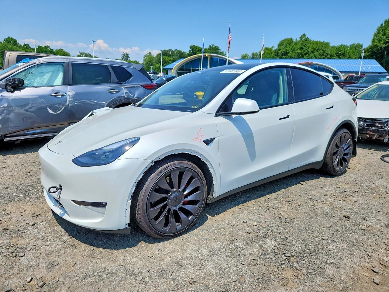 2023 TESLA MODEL Y