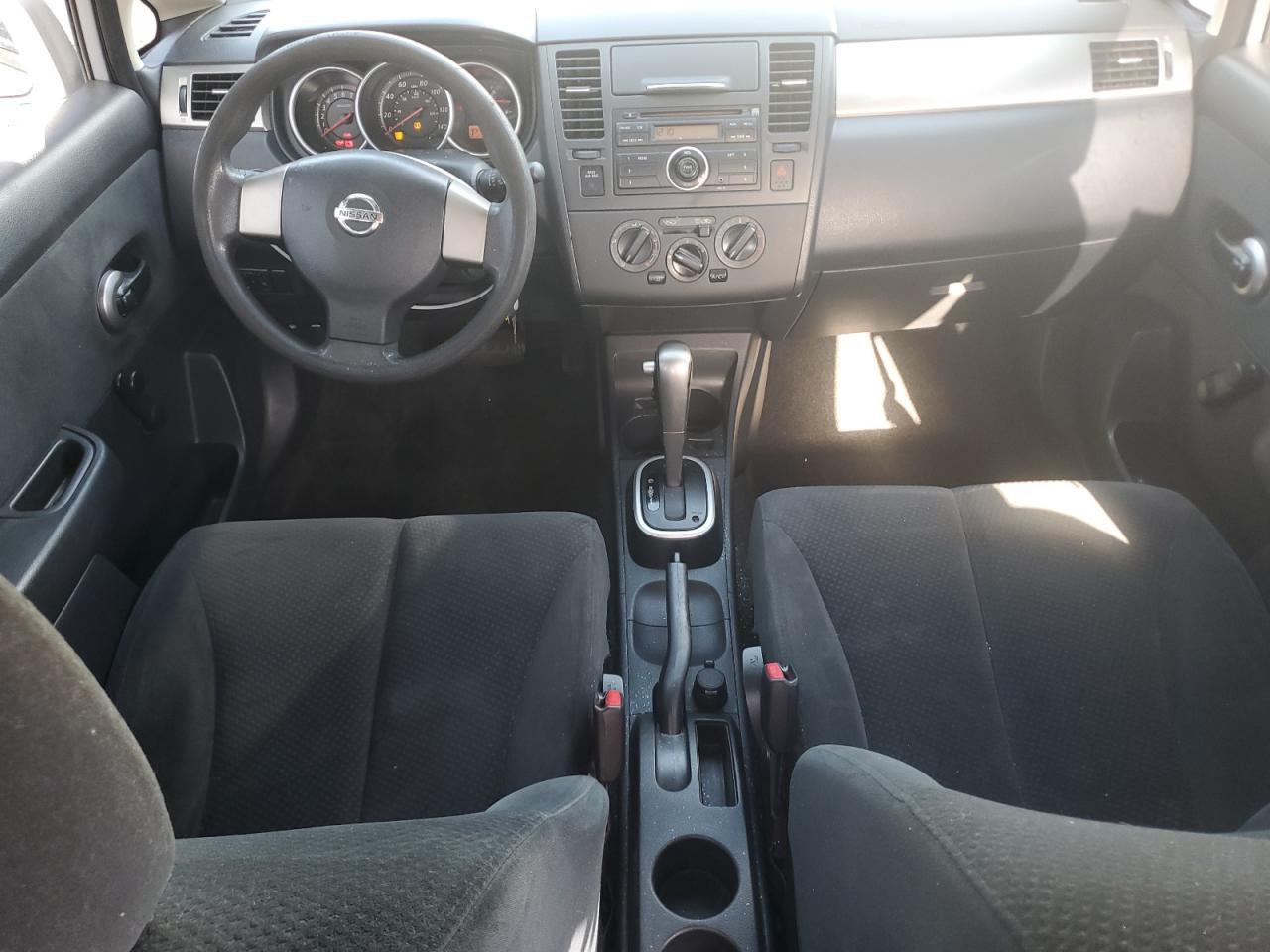 2010 NISSAN VERSA