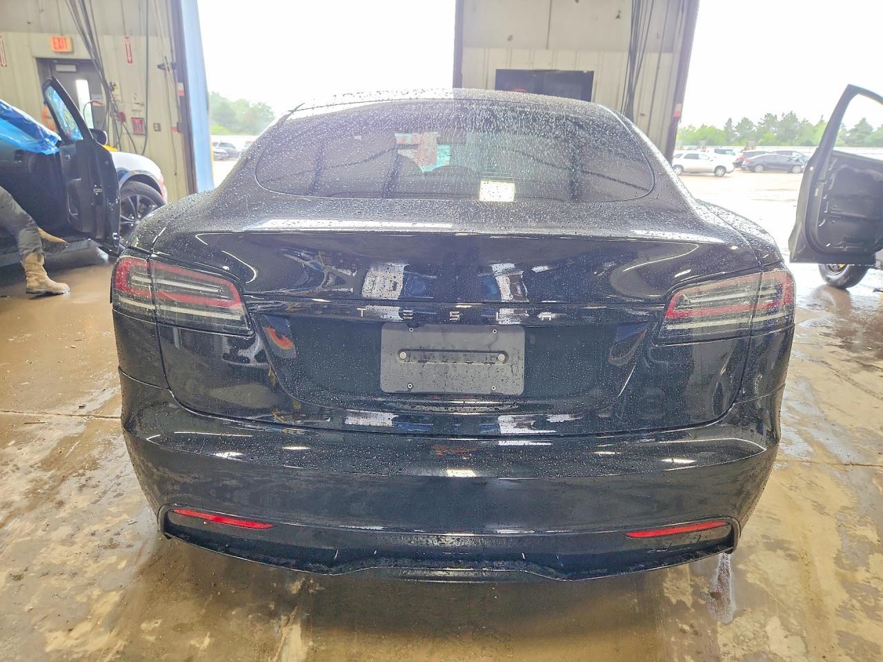 2024 TESLA MODEL S