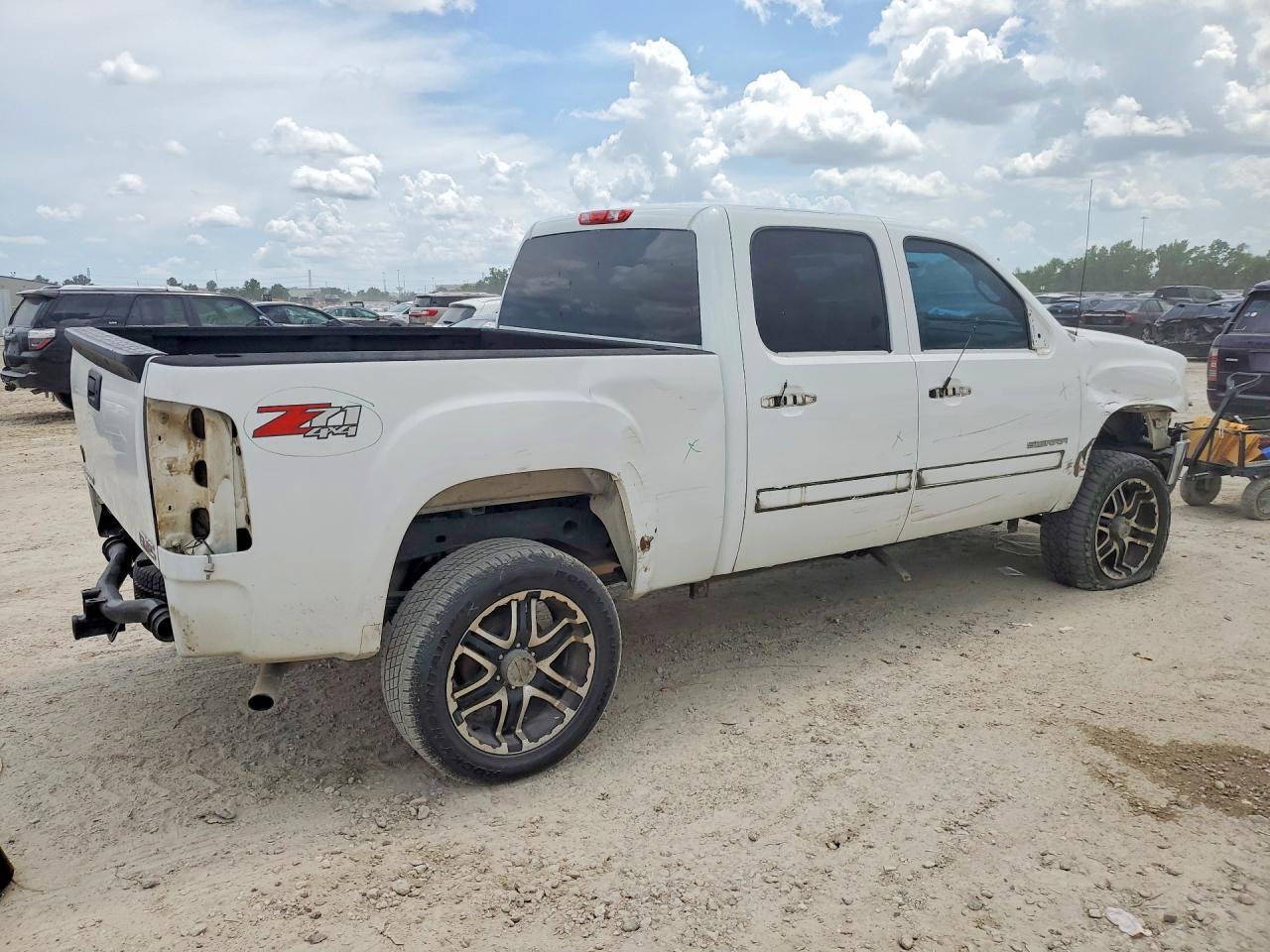 2011 GMC Sierra