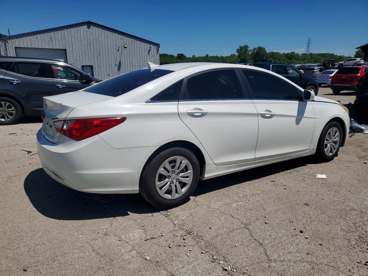 2011 HYUNDAI SONATA