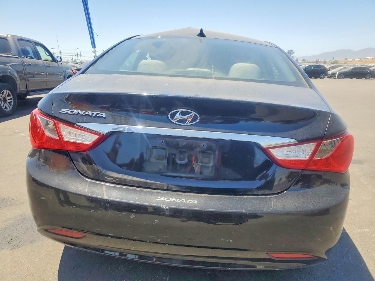 2012 HYUNDAI SONATA