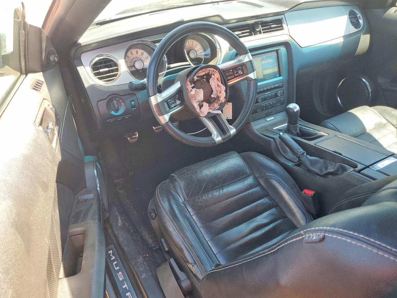 2010 FORD MUSTANG