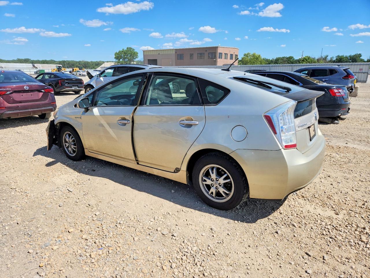 2010 TOYOTA PRIUS
