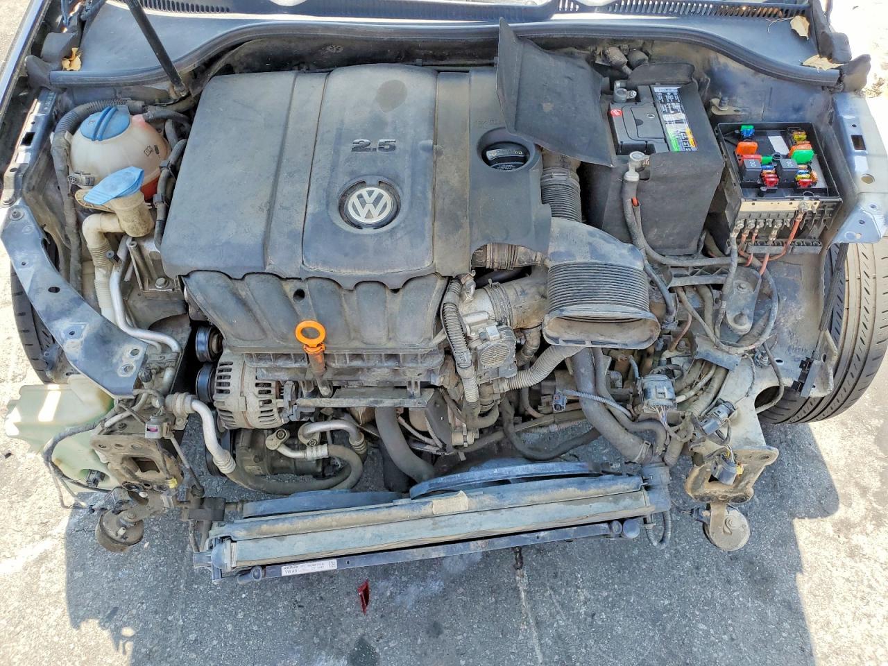 2012 VOLKSWAGEN GOLF