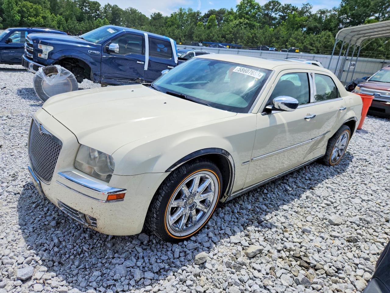 2010 CHRYSLER 300