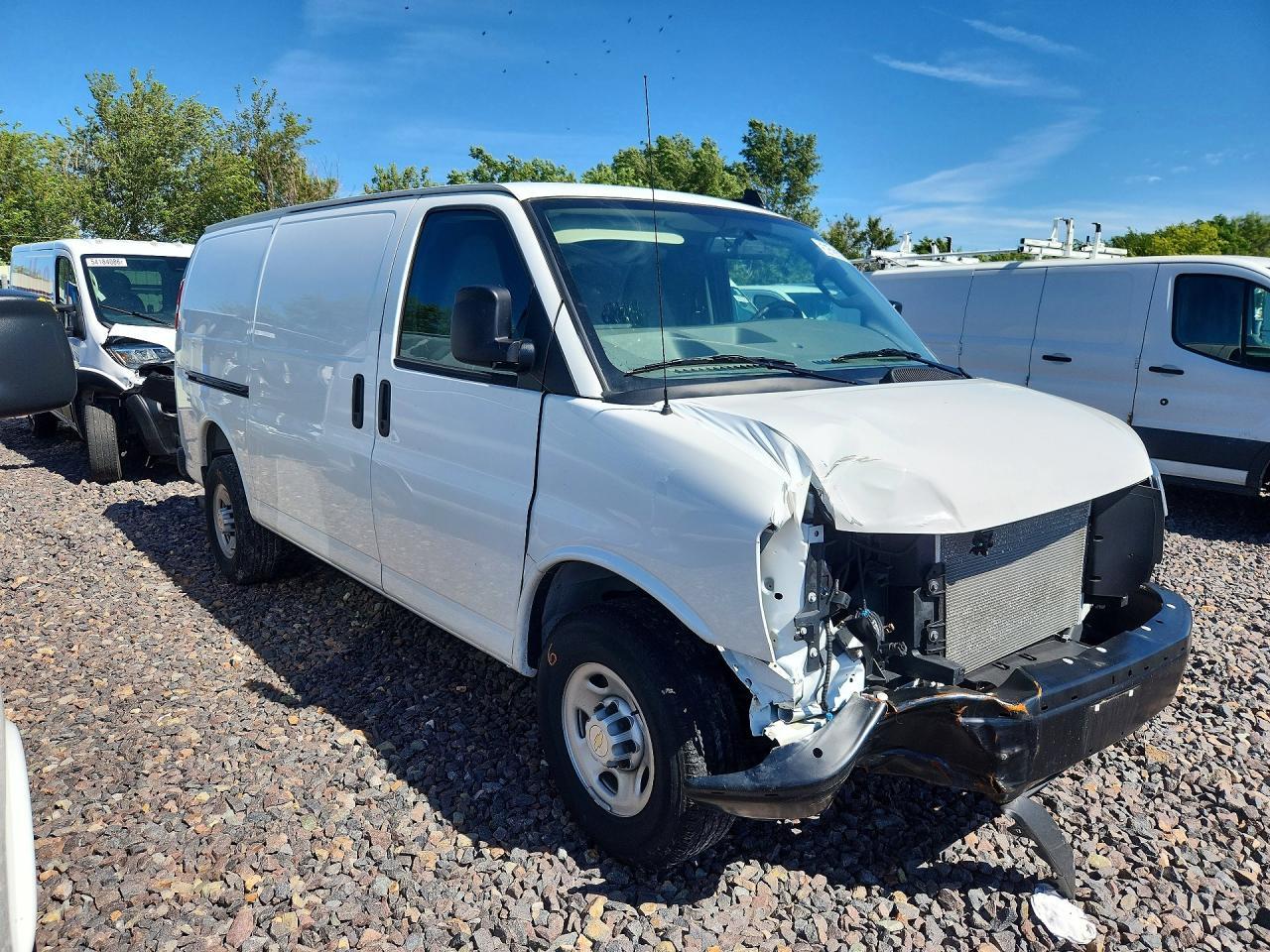 2025 CHEVROLET EXPRESS 2500