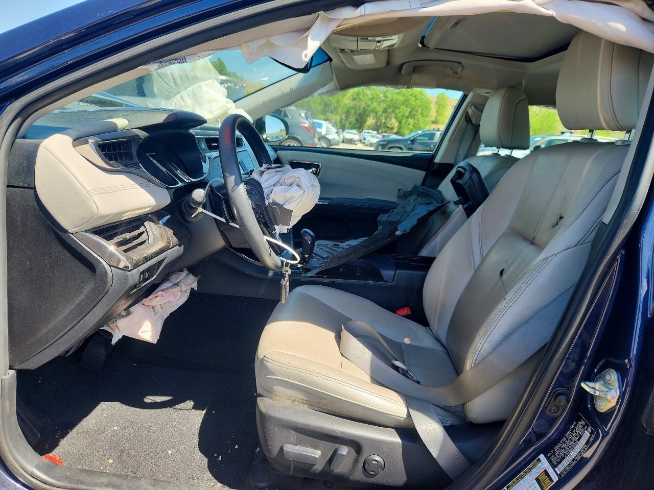 2014 TOYOTA Avalon
