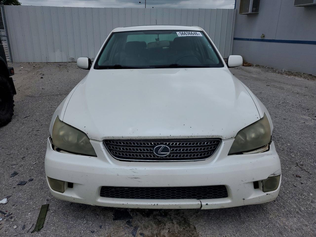 2004 LEXUS IS 300