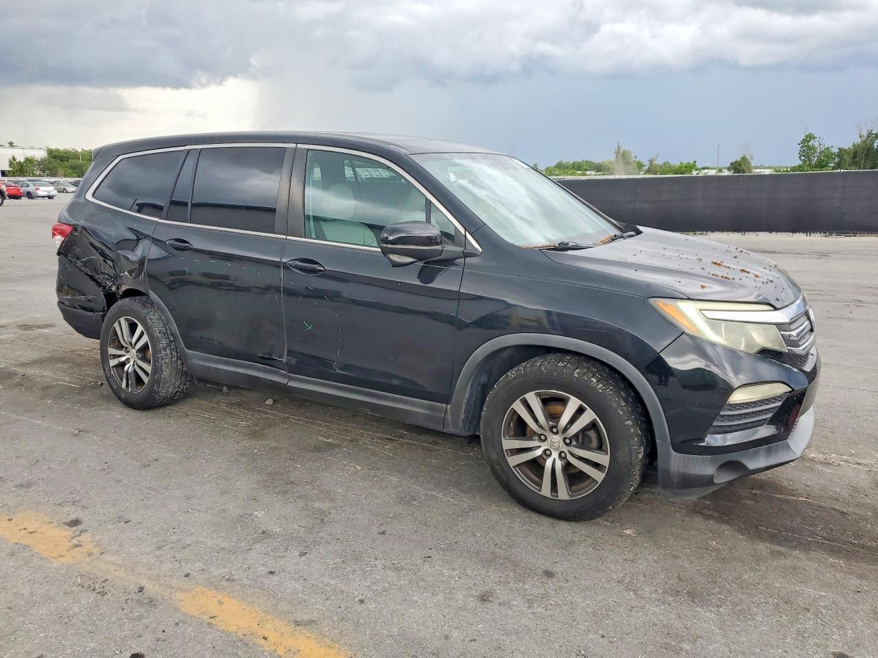 2016 HONDA PILOT