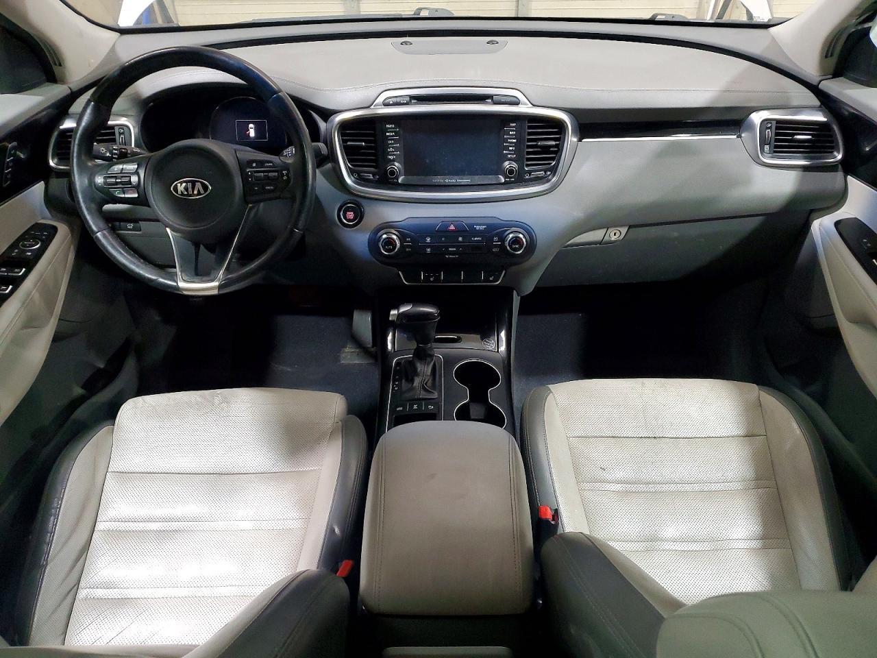 2016 KIA SORENTO