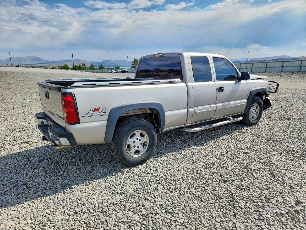 2004 CHEVROLET Silverado