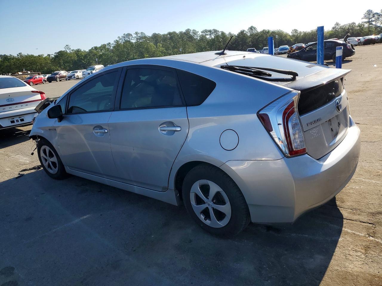 2014 TOYOTA PRIUS
