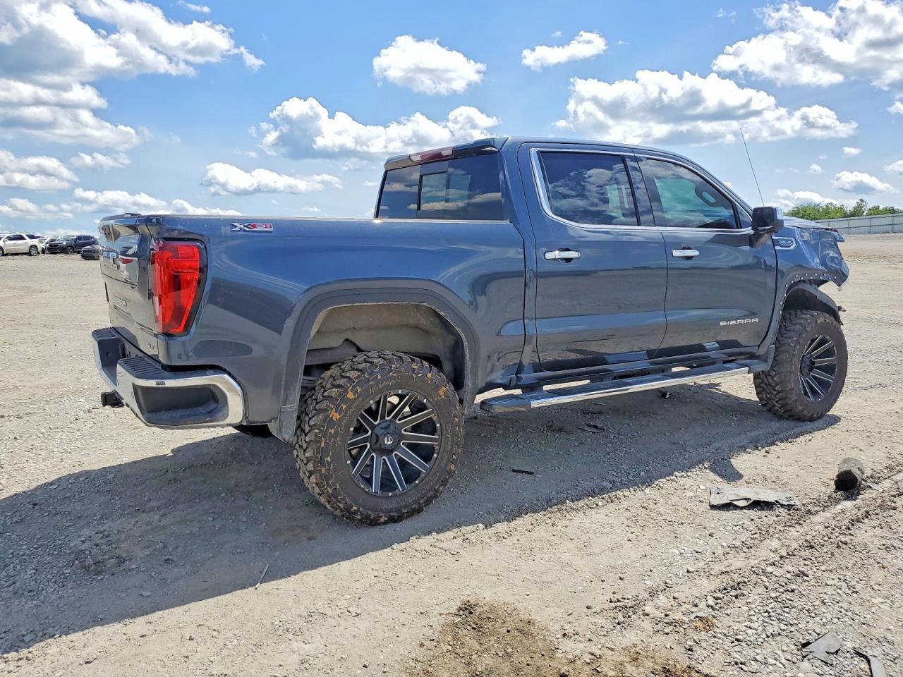 2022 GMC Sierra