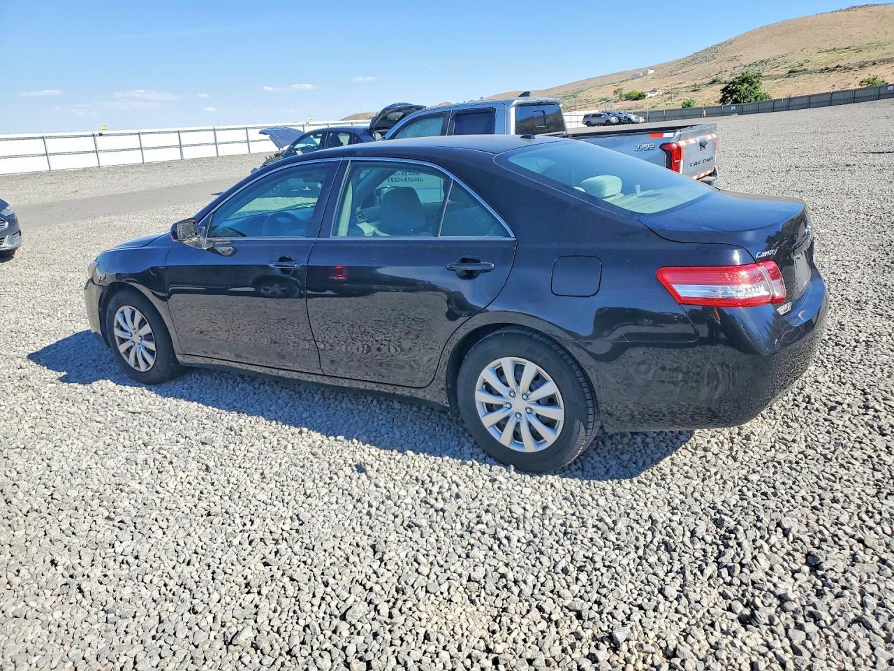 2011 TOYOTA CAMRY