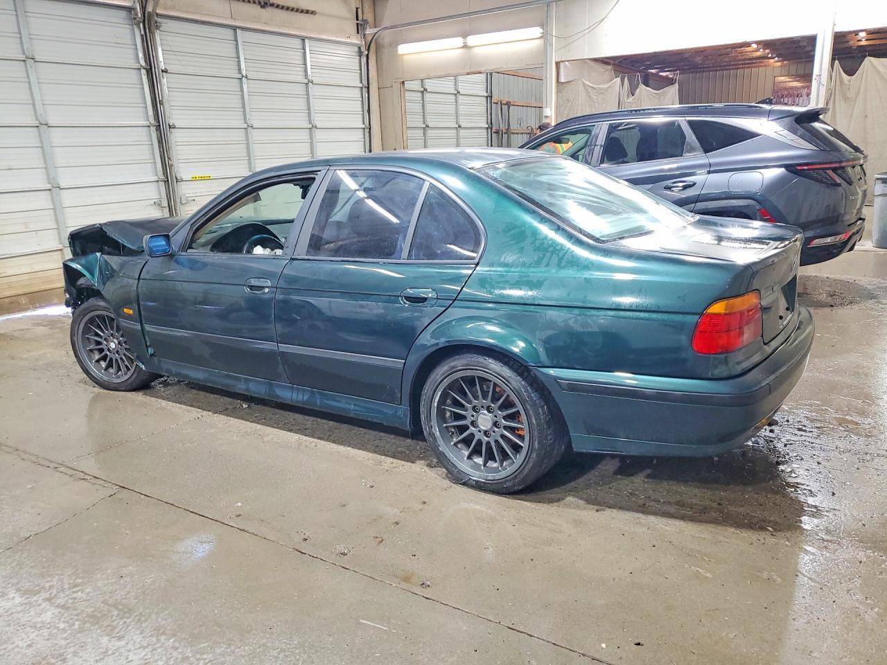 2000 BMW 5 series