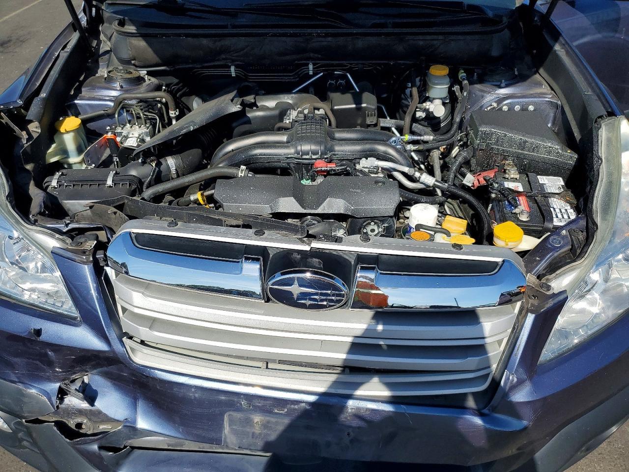 2014 SUBARU Outback