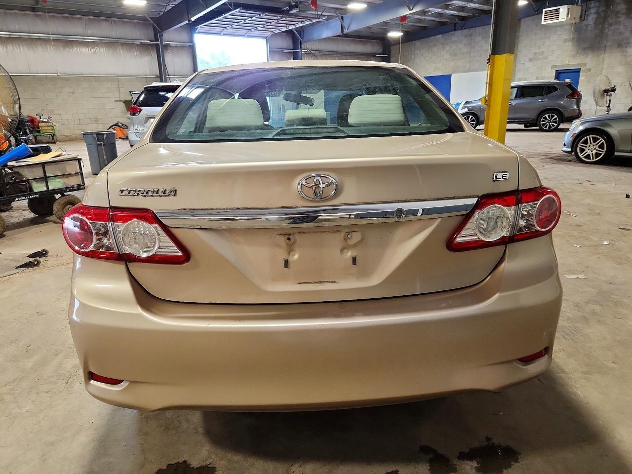 2011 TOYOTA COROLLA