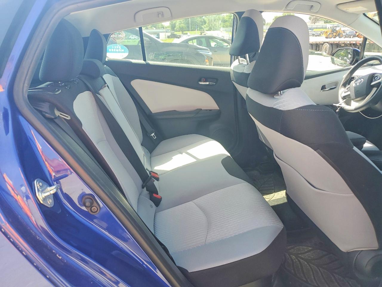 2018 TOYOTA PRIUS