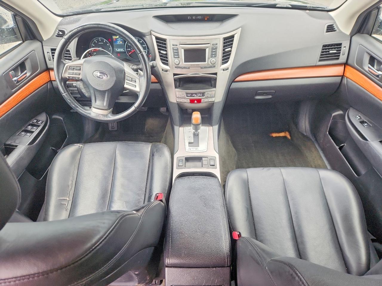 2013 SUBARU Outback