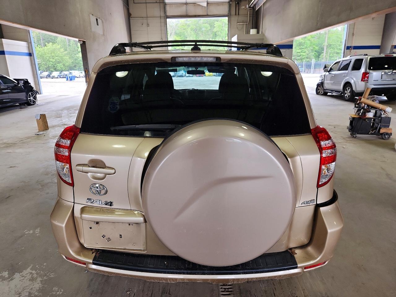 2012 TOYOTA RAV4