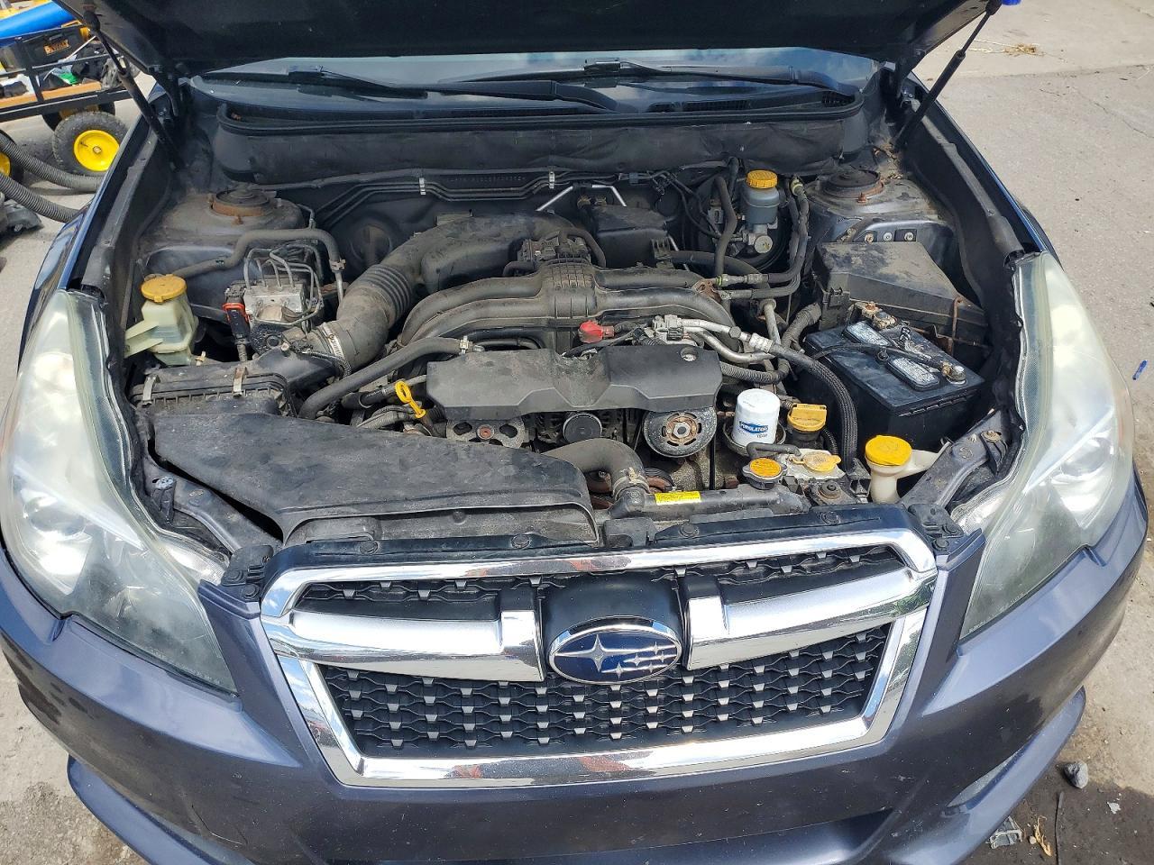 2014 SUBARU Legacy