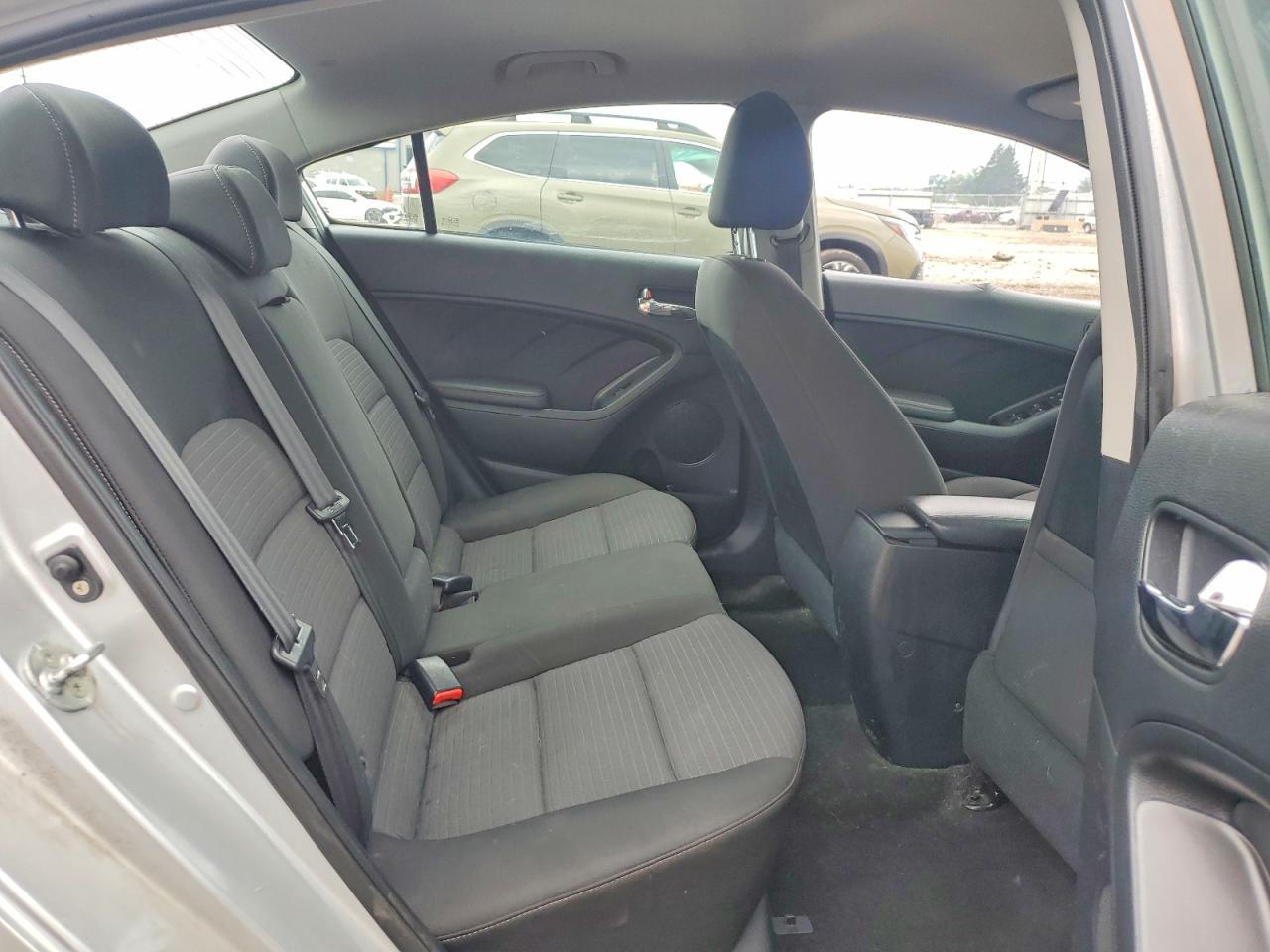 2015 KIA FORTE
