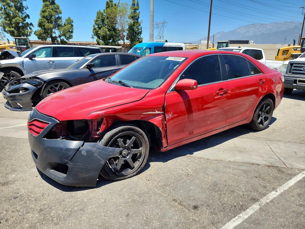 2011 TOYOTA CAMRY