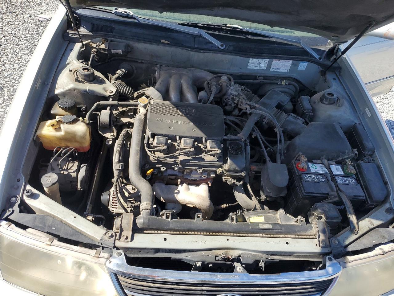1999 TOYOTA Avalon