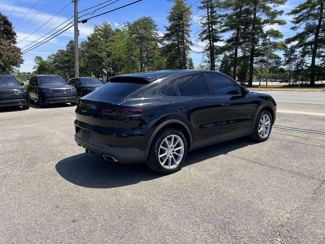 2020 PORSCHE CAYENNE