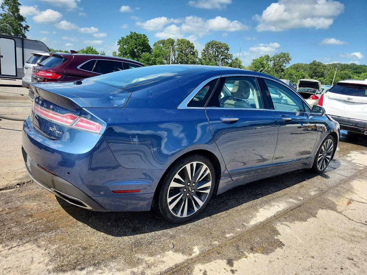 2019 LINCOLN MKZ
