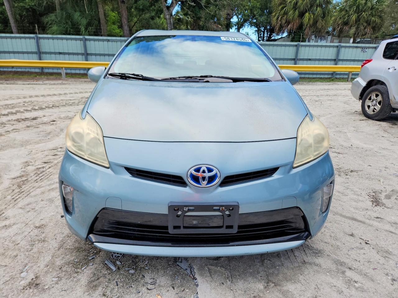 2013 TOYOTA PRIUS