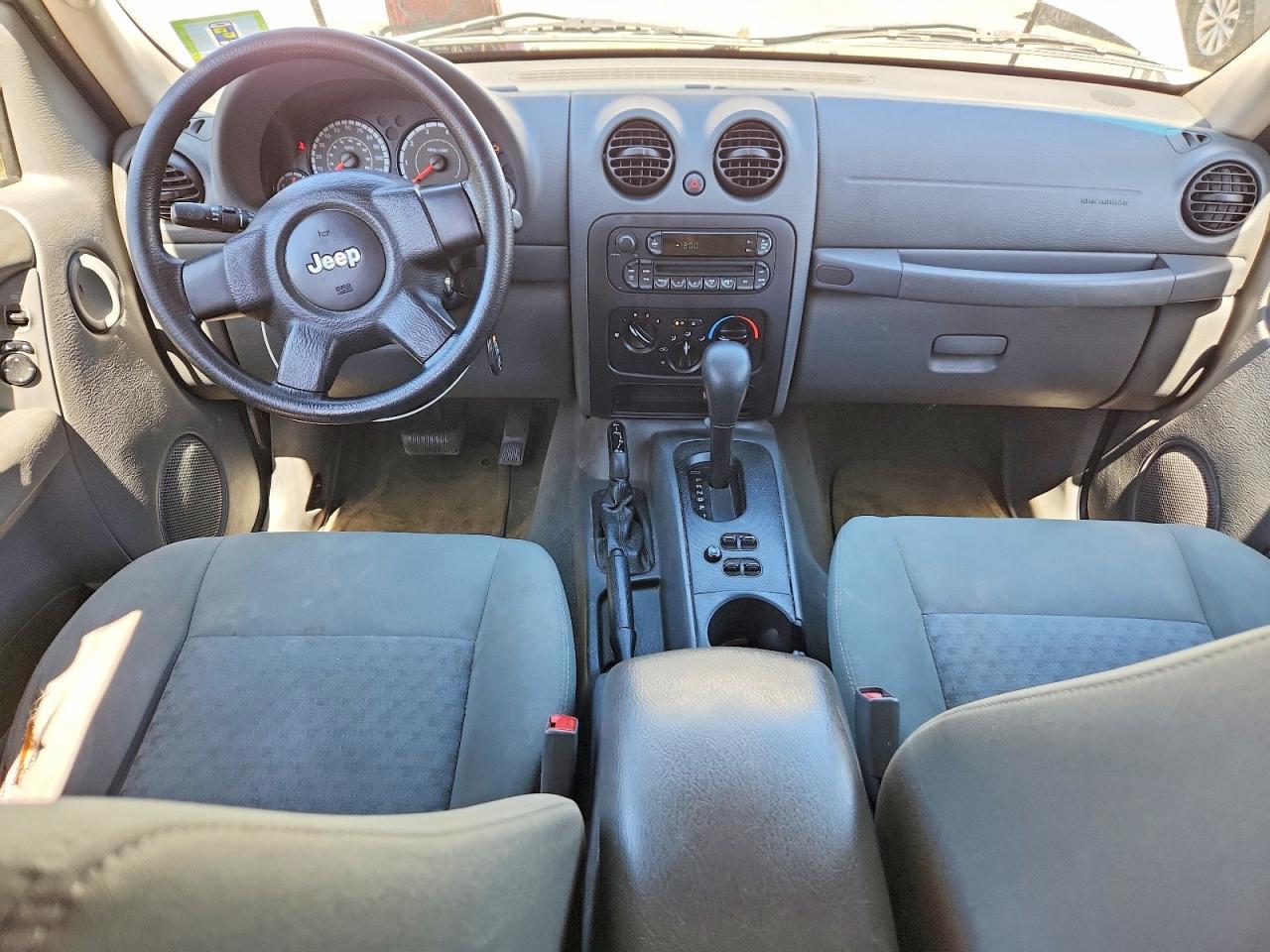 2005 JEEP Liberty