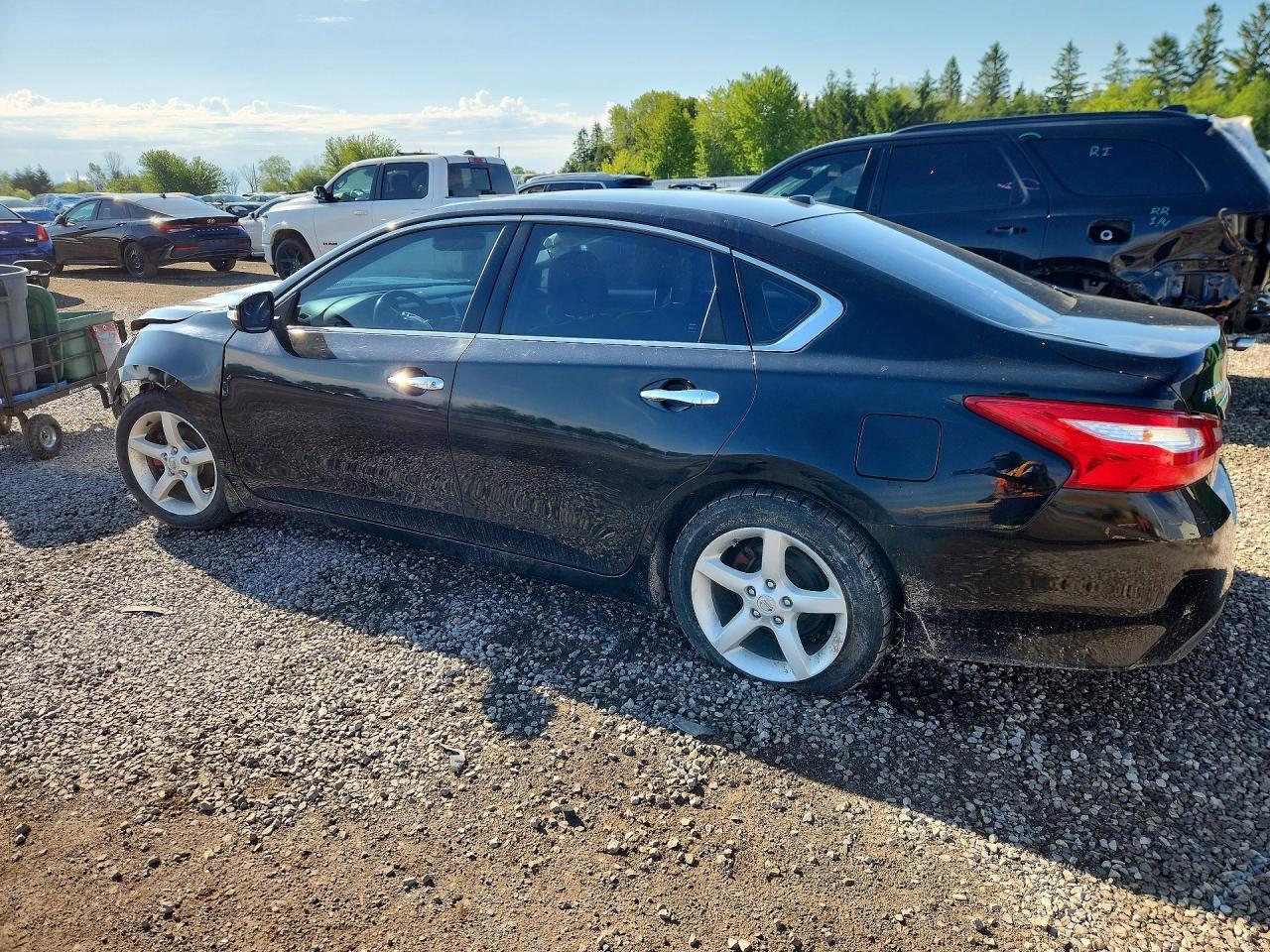 2016 NISSAN ALTIMA