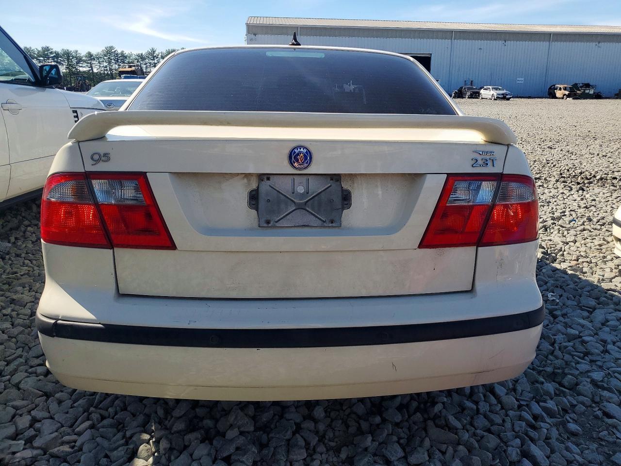 2004 SAAB 9-5