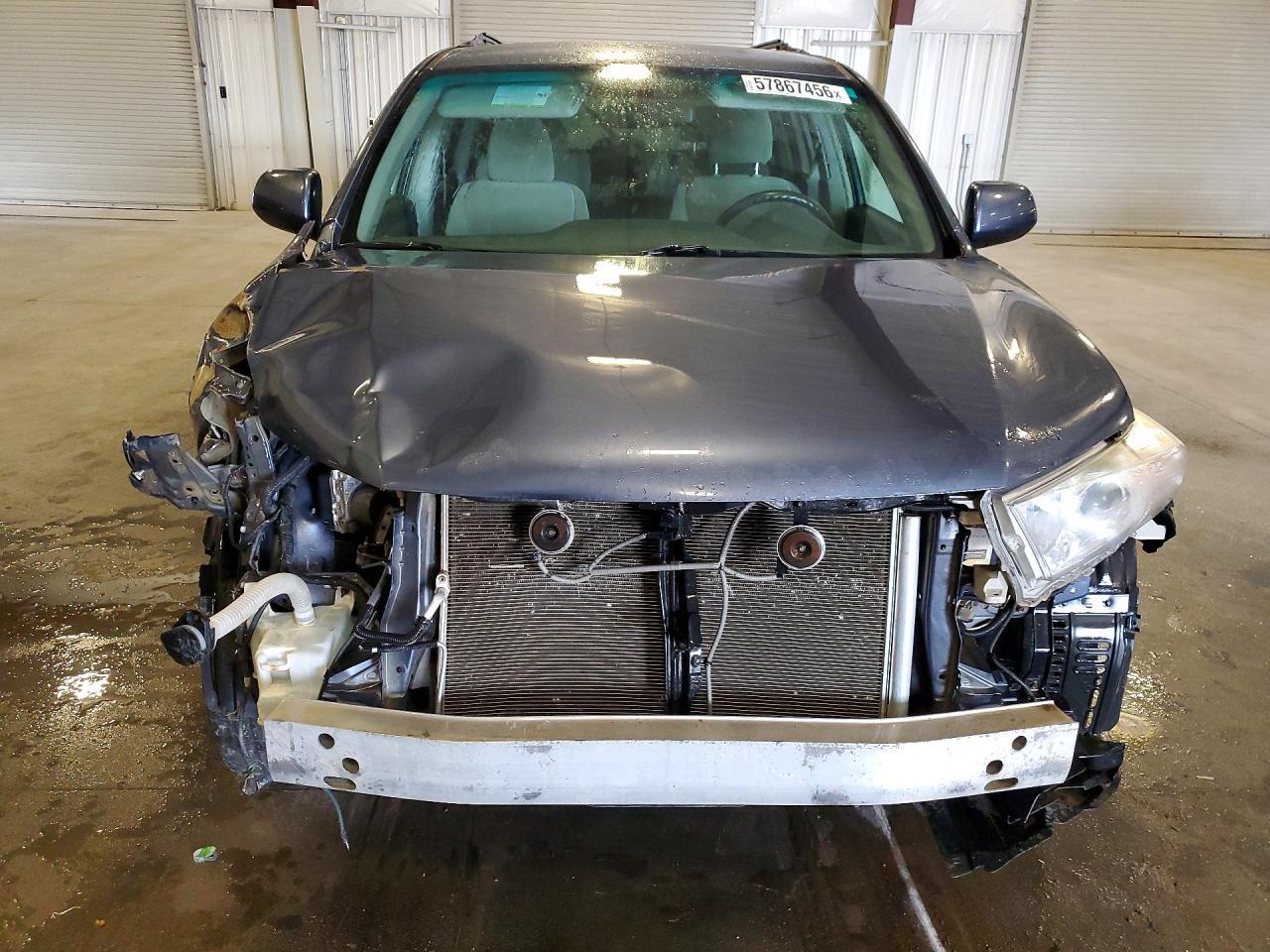 2011 TOYOTA HIGHLANDER