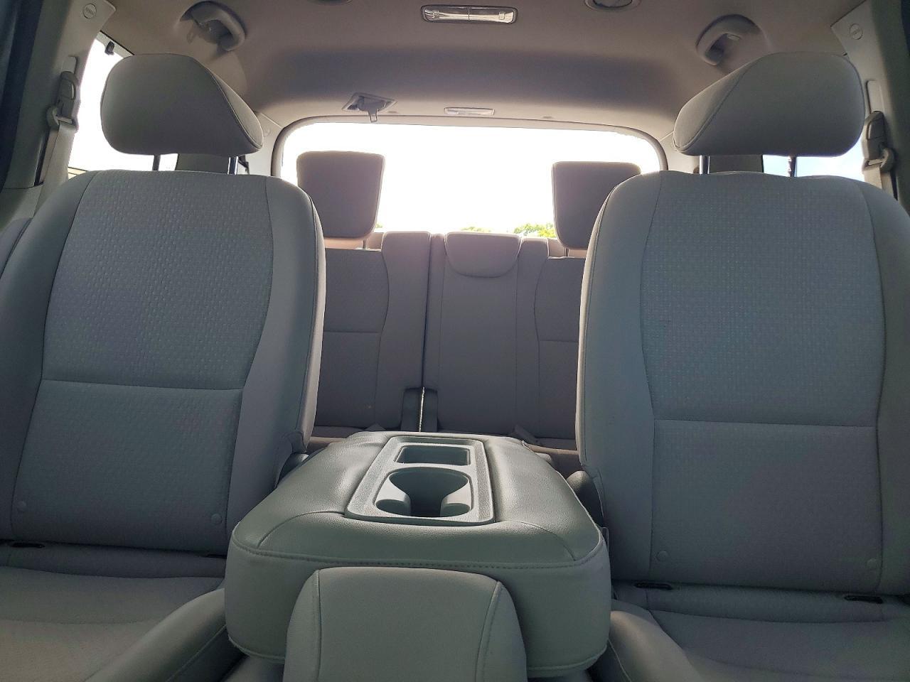 2016 KIA SEDONA