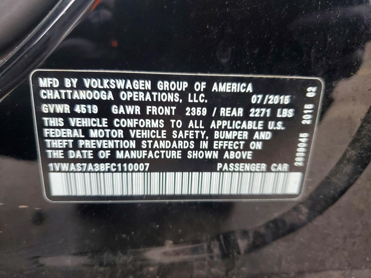 2015 VOLKSWAGEN Passat