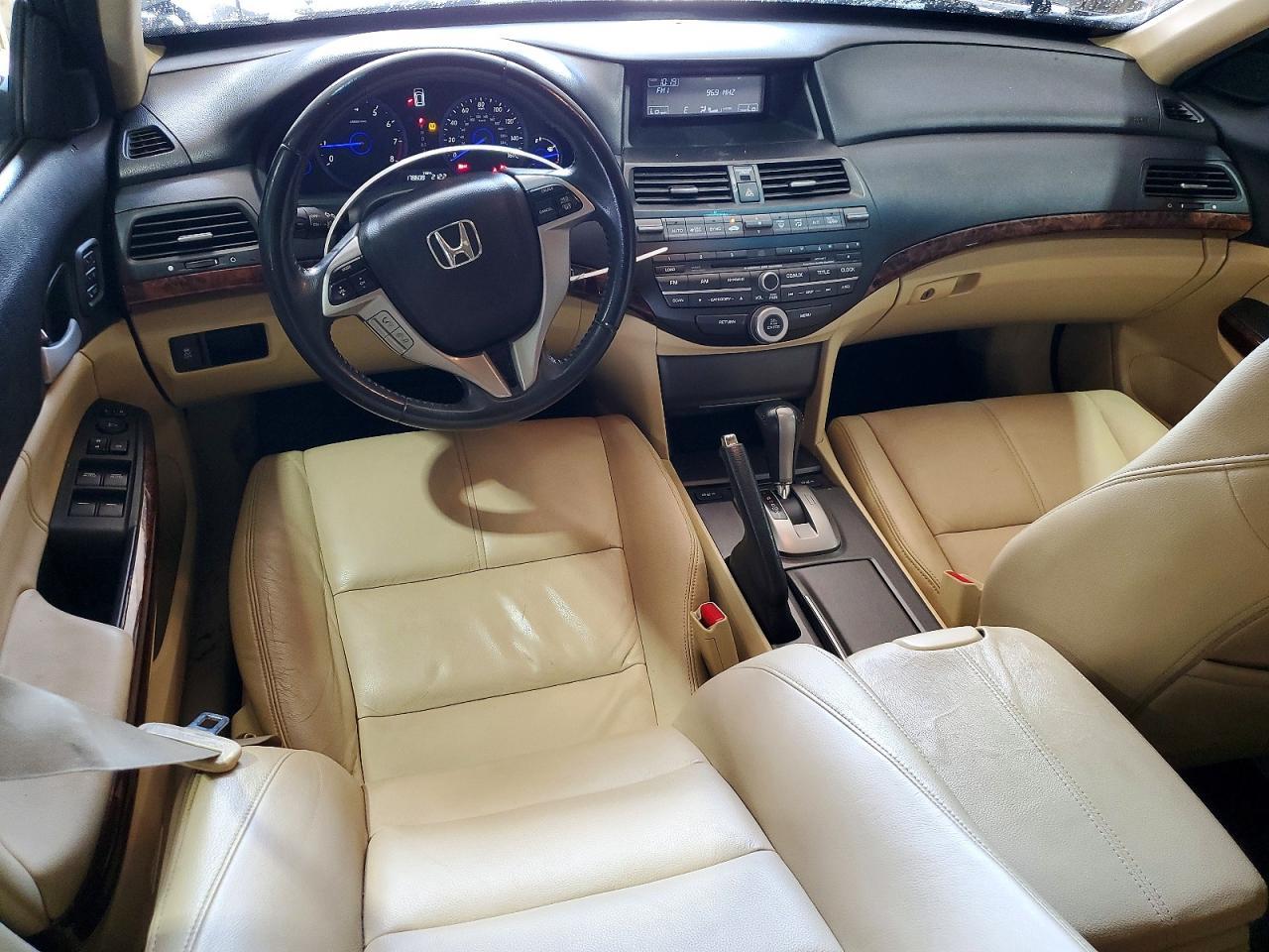 2012 HONDA Crosstour
