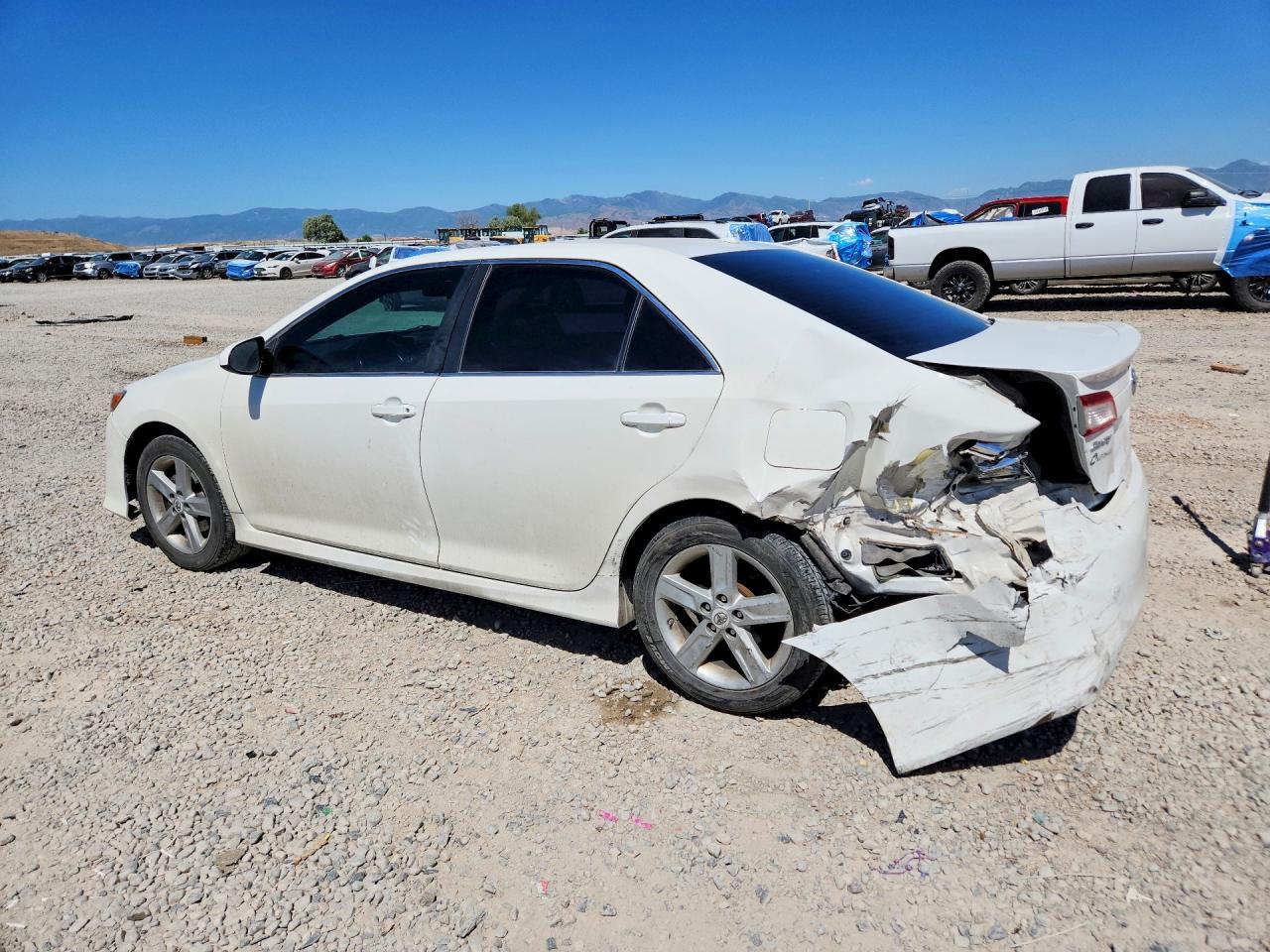 2012 TOYOTA CAMRY