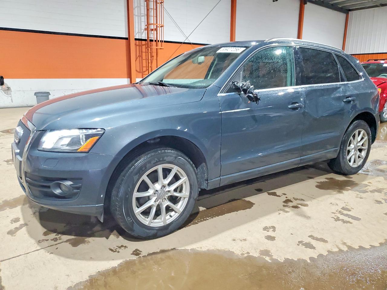 2011 AUDI Q5