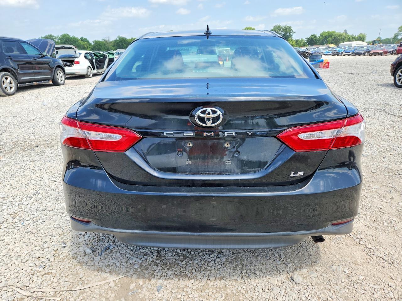 2018 TOYOTA CAMRY
