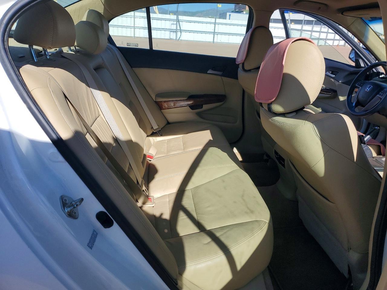 2011 HONDA ACCORD