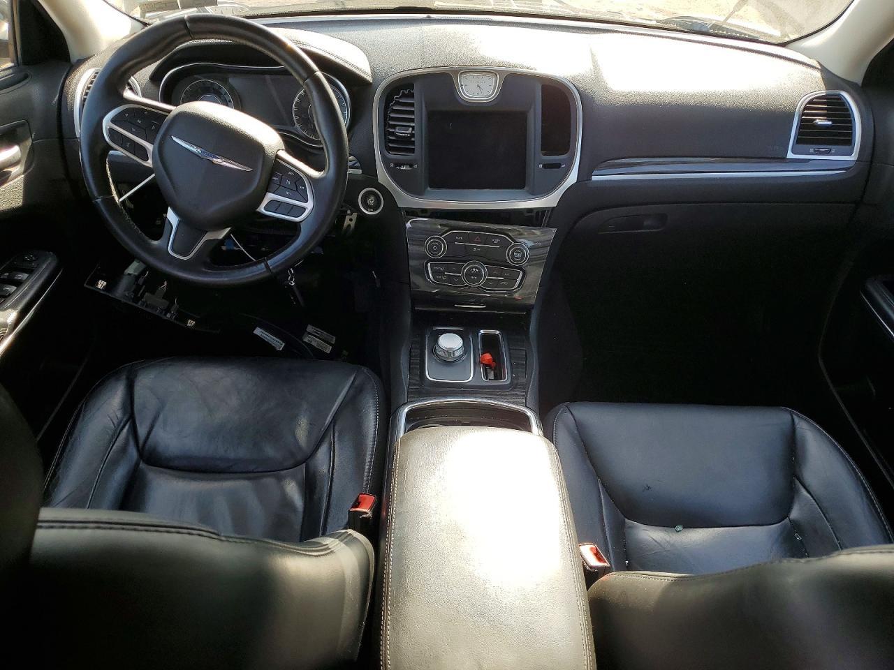 2017 CHRYSLER 300