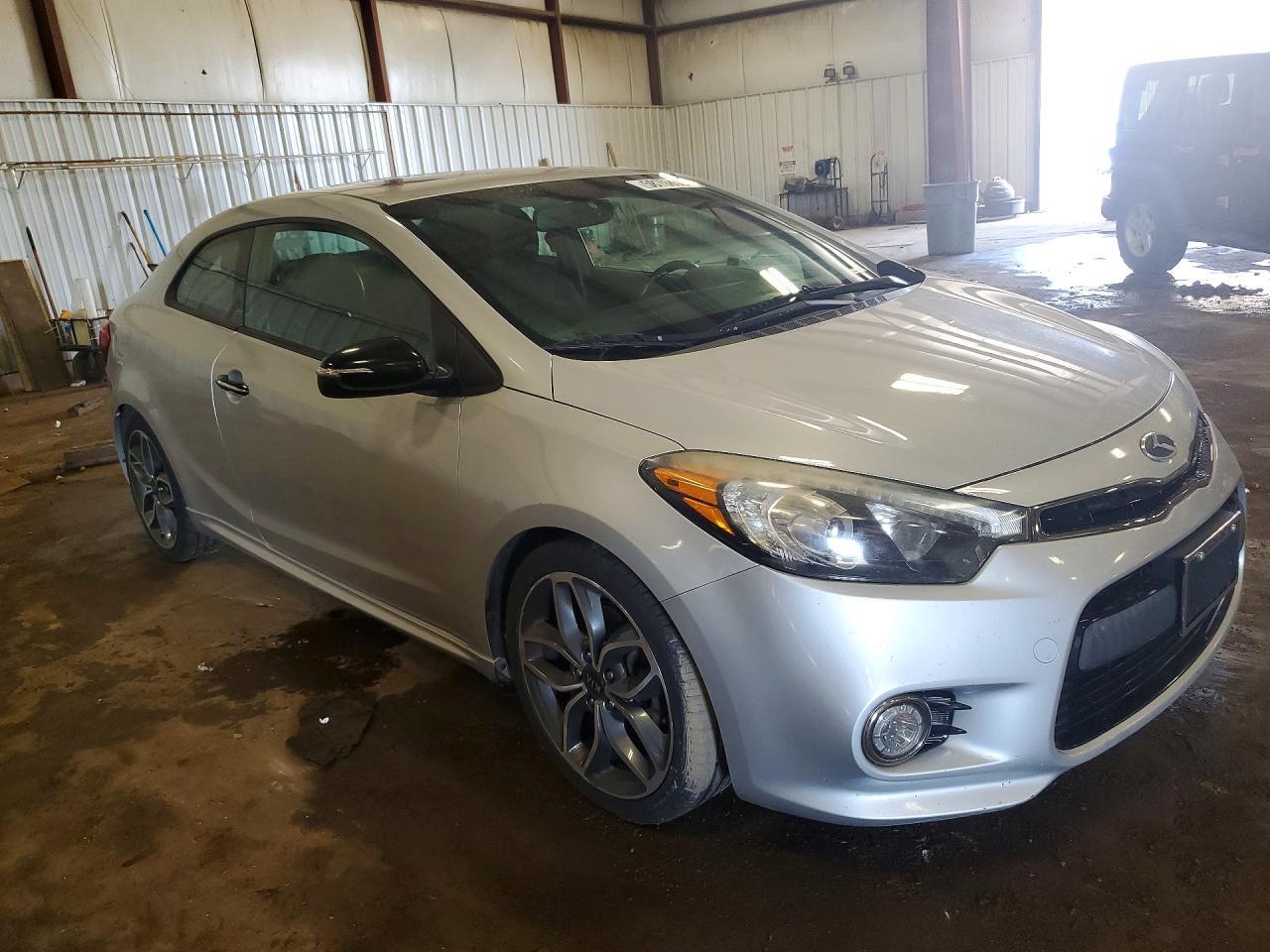 2016 KIA FORTE