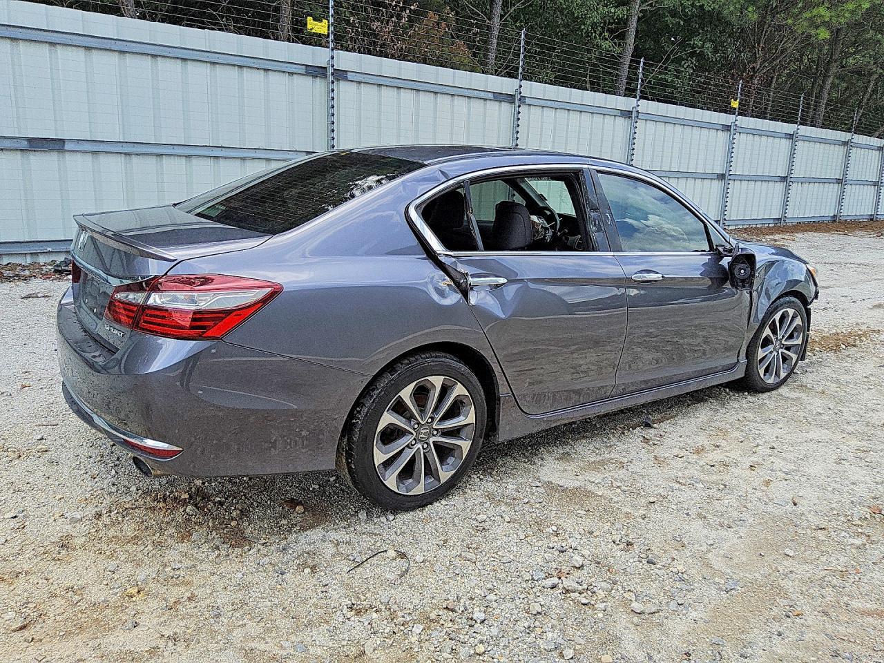 2017 HONDA ACCORD