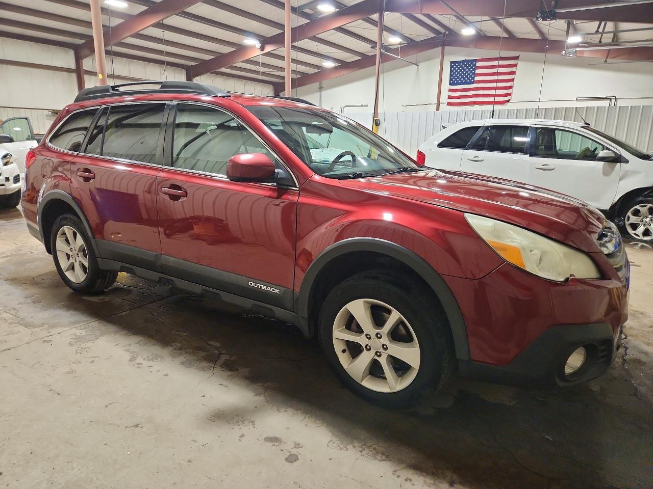 2013 SUBARU Outback